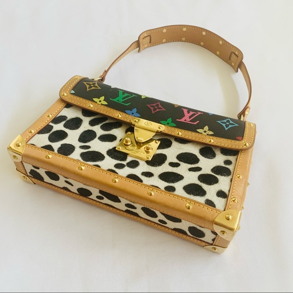 Kylie Jenner’s Louis Vuitton Dalmatian Murakami - Picture 7 of 8